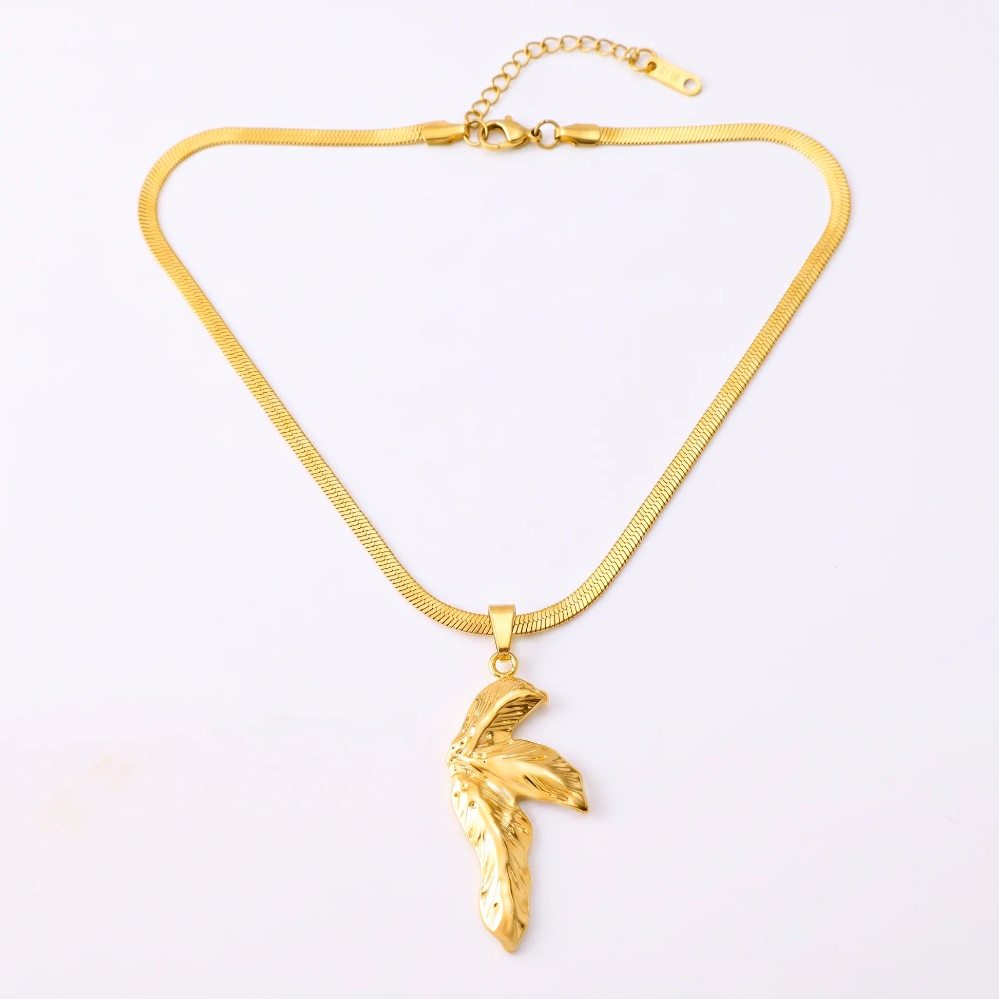 AYMI Necklace Anti-Tarnish Orchid Flower Pendant