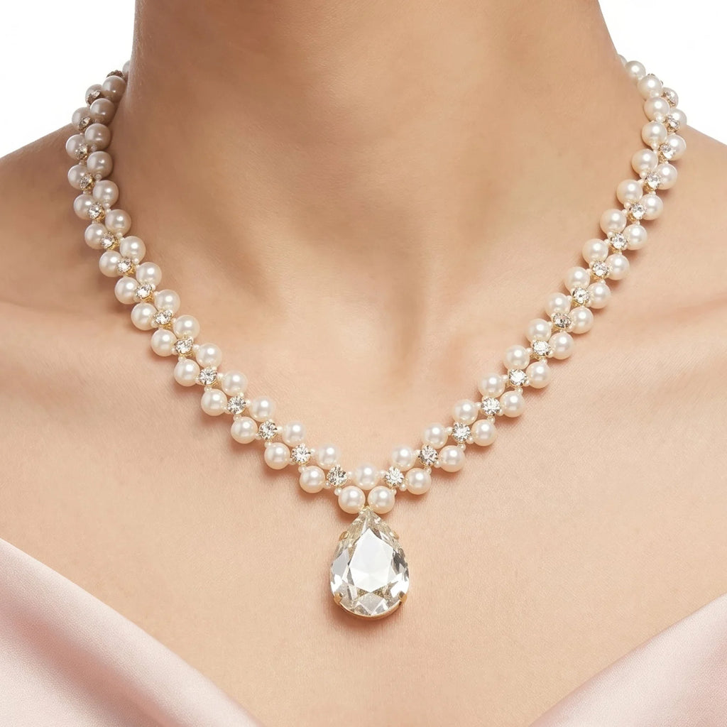 AYMI Necklace Anti-Tarnish Pearls & Crystal Set With Earrings