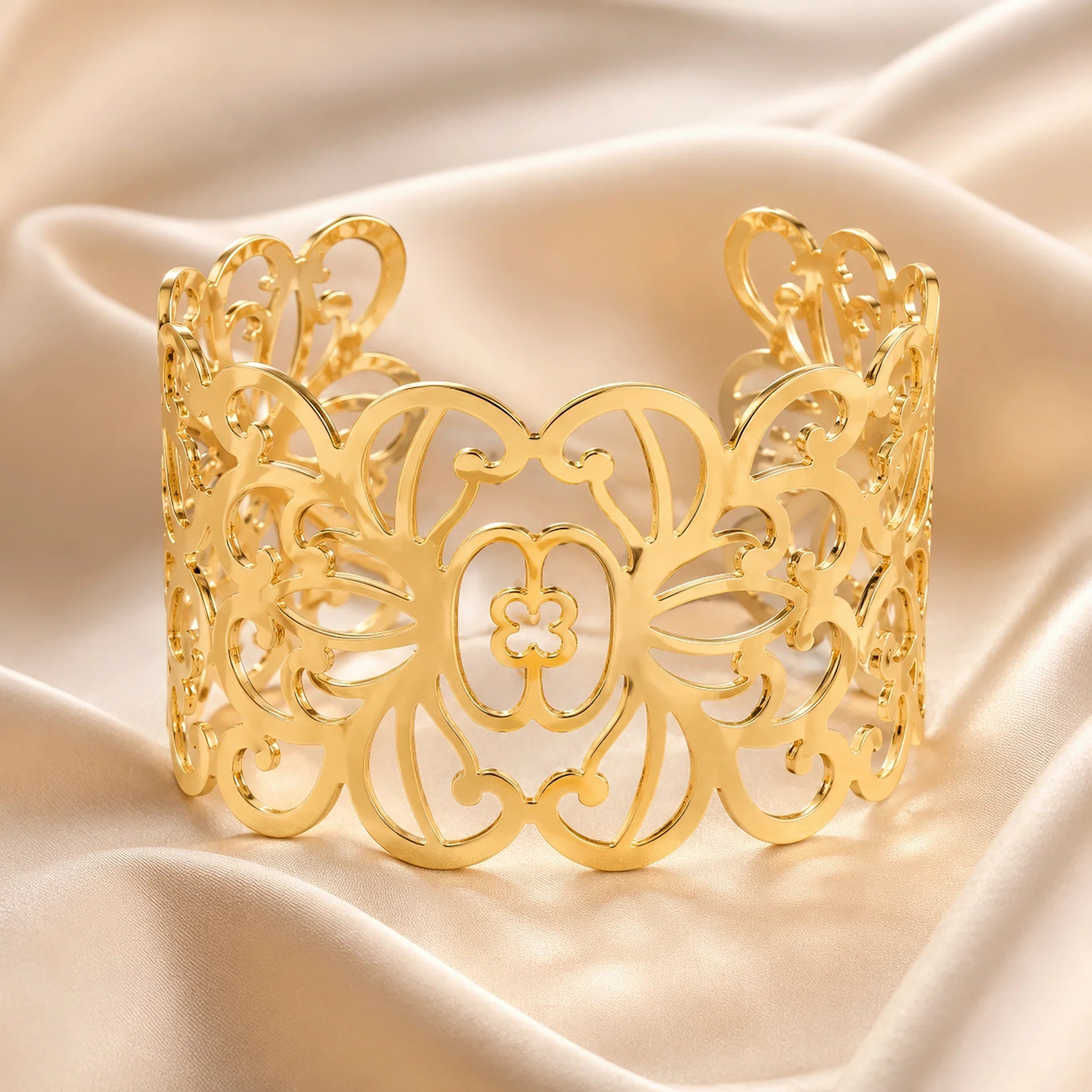 AYMI Bracelet Anti-Tarnish Floral Filigree Cuff (Adjustable Size)