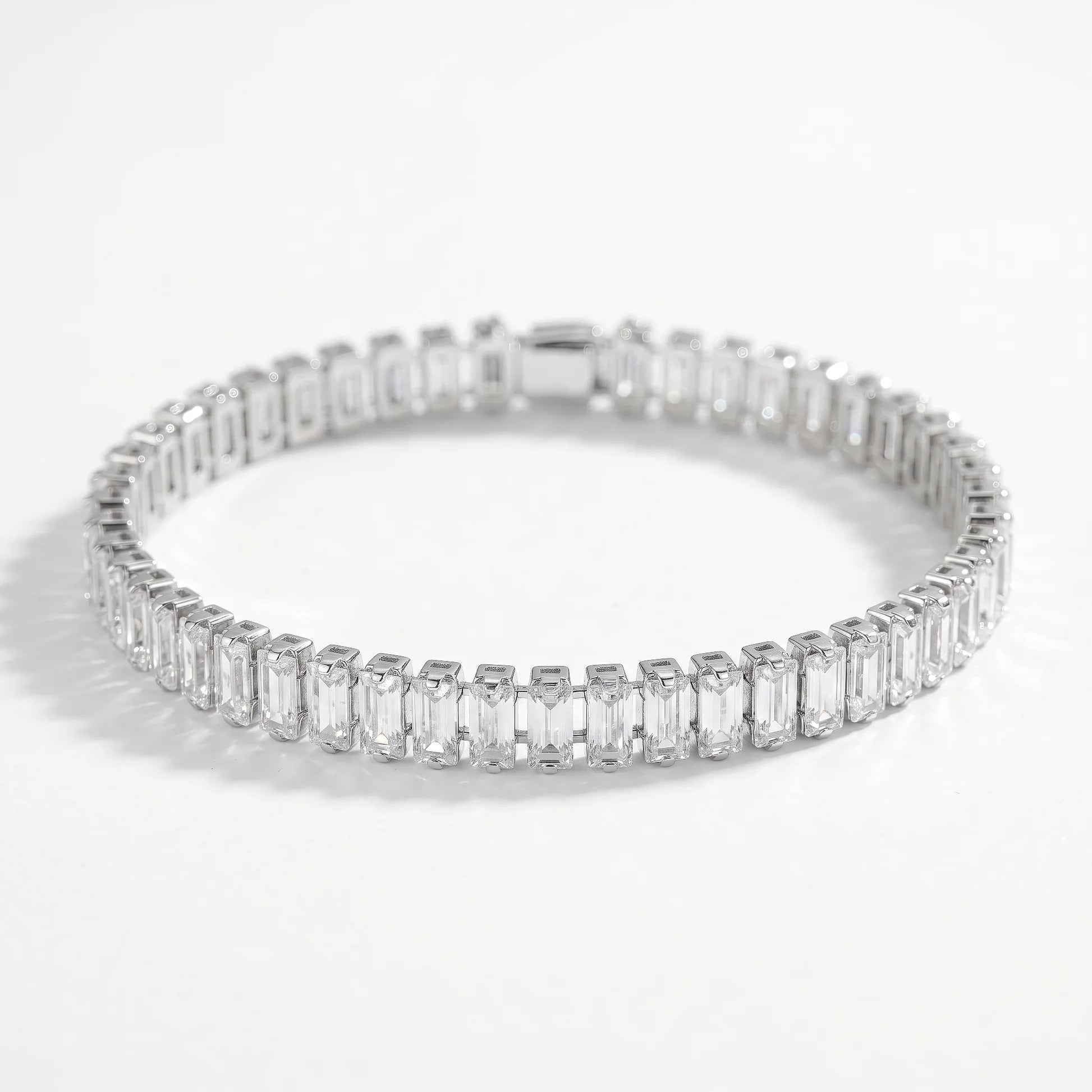 AYMI Bracelet Anti-Tarnish Emerald-Cut Crystal Tennis (Adjustable Size)