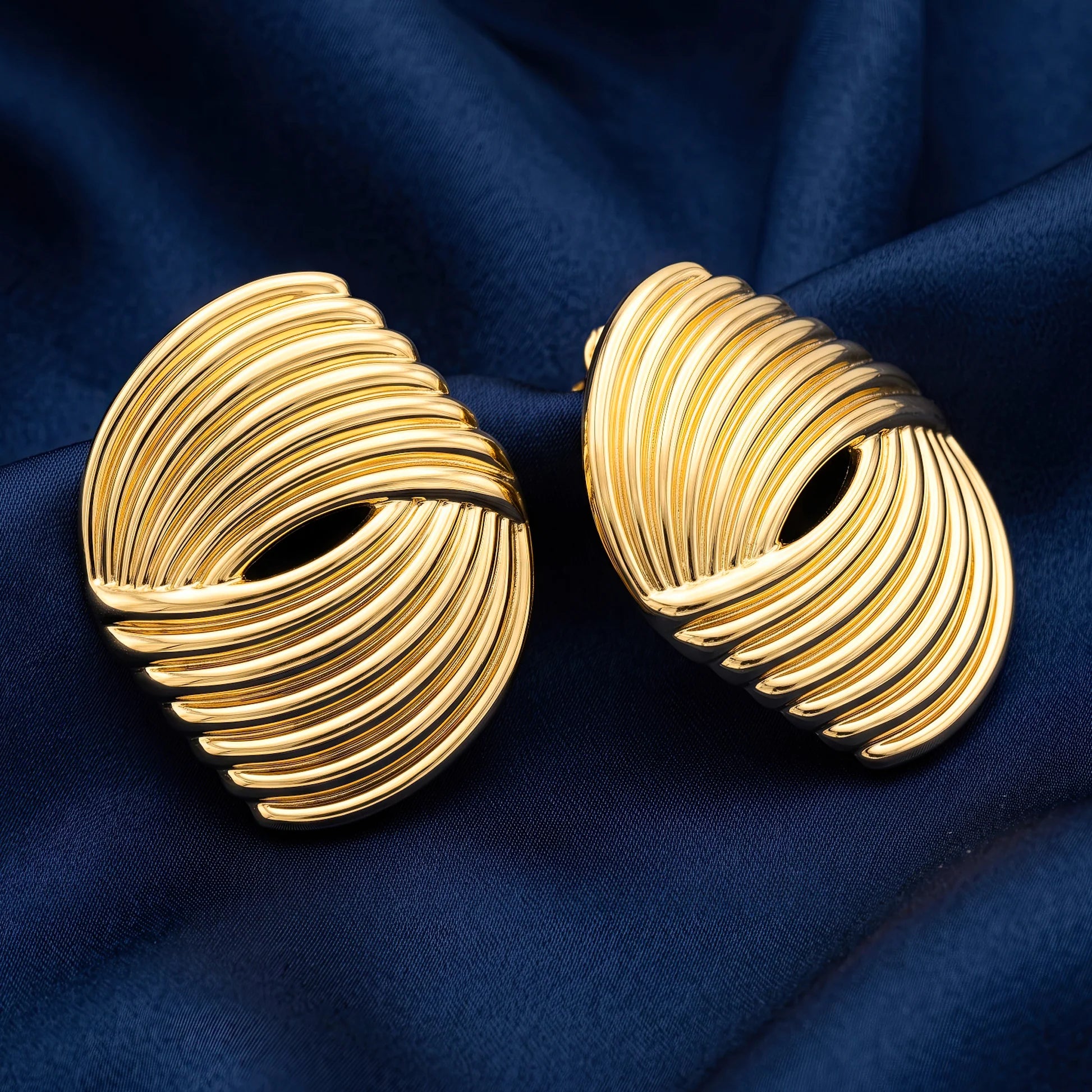 AYMI Earrings Anti-Tarnish Textured Oval Studs