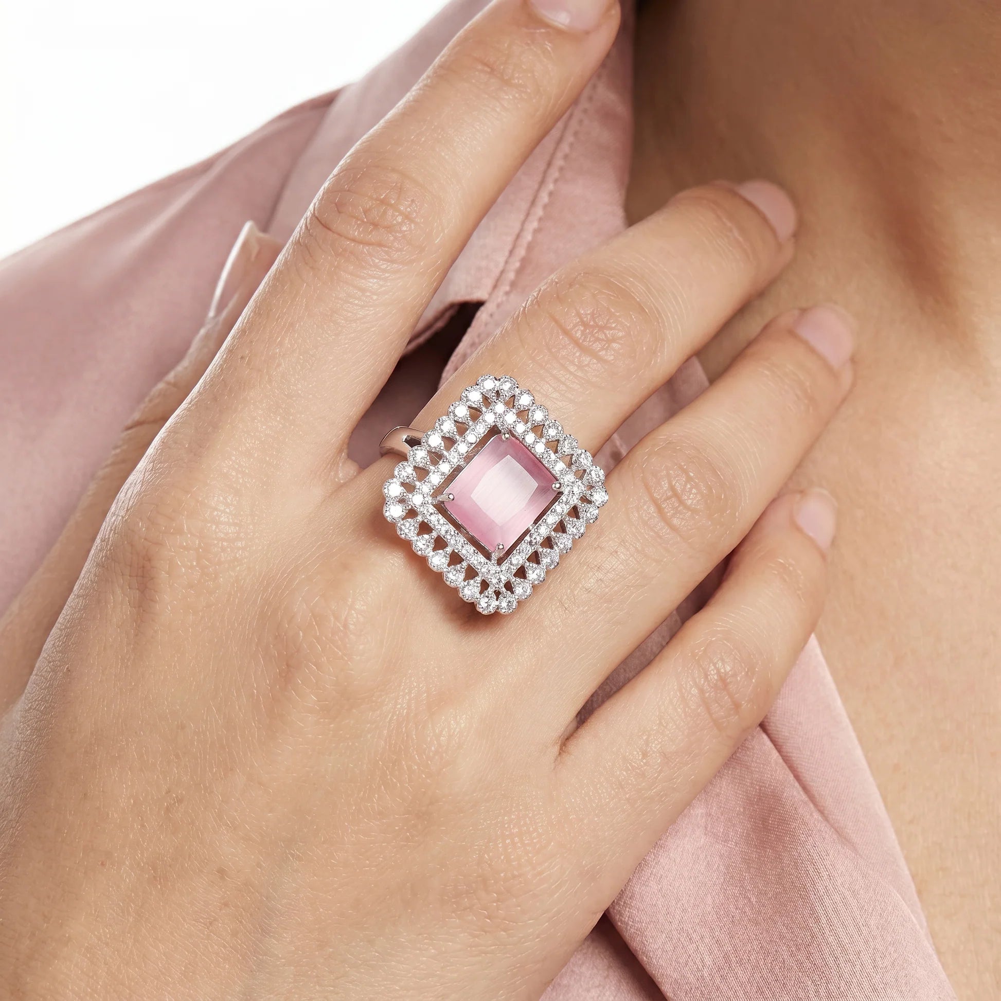 AYMI Ring Anti-Tarnish Pink Crystal Square (Adjustable Size)