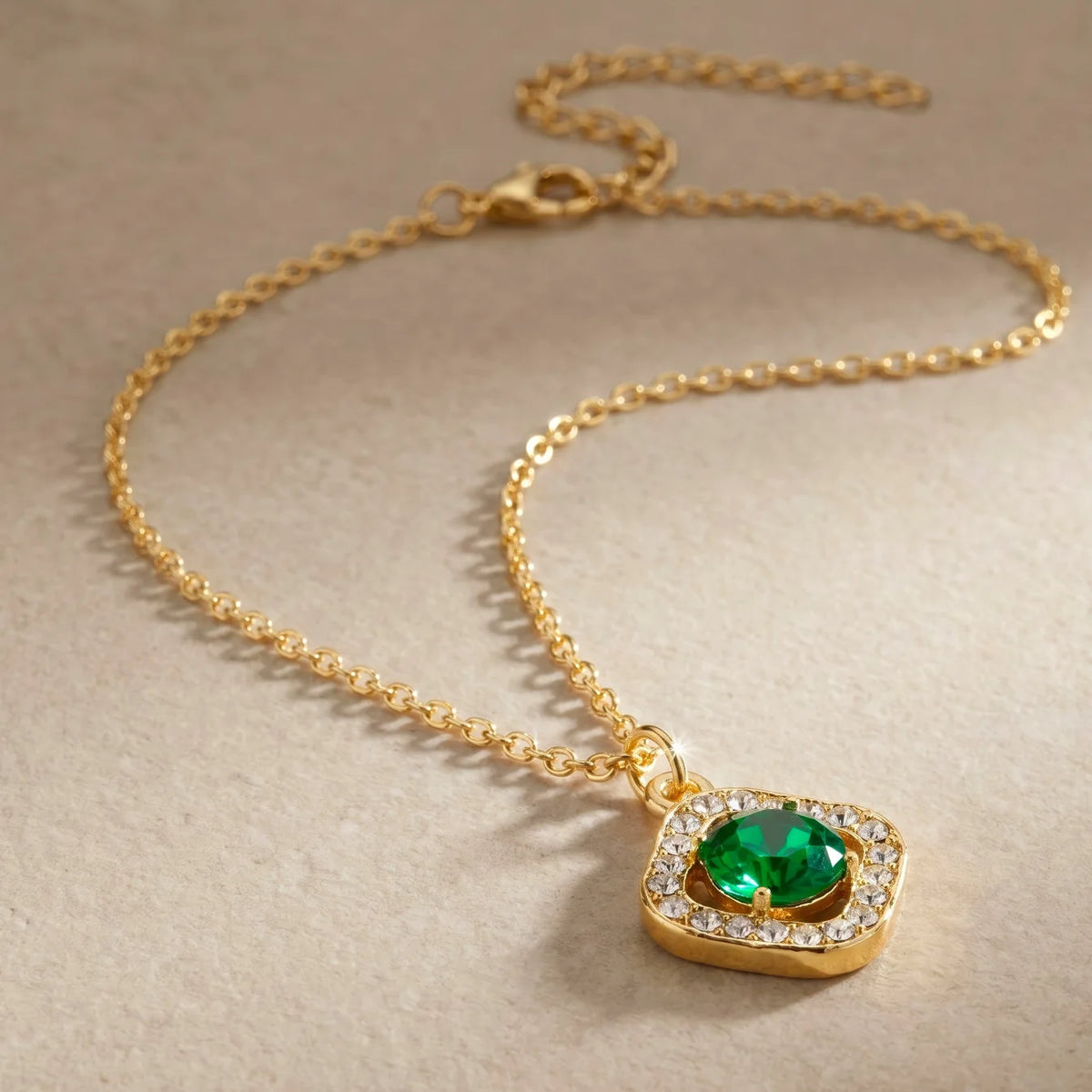 AYMI Necklace Anti-Tarnish Gold
Plated Chain With Emerald