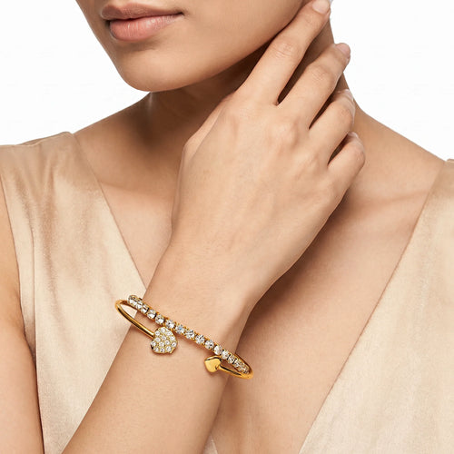AYMI 2 Bracelets Anti-Tarnish
Rhinestone Chain Heart Bangle (Adjustable Size)
