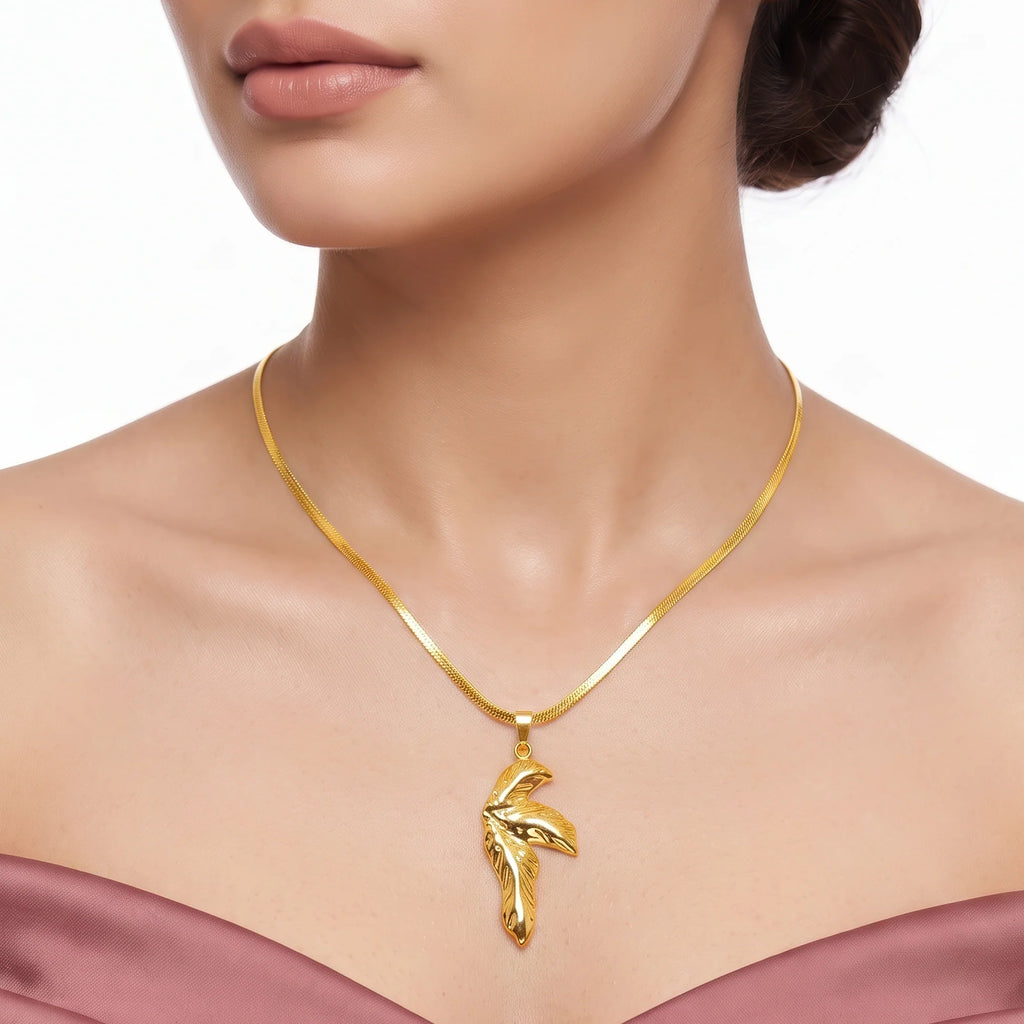 AYMI Necklace Anti-Tarnish Orchid Flower Pendant