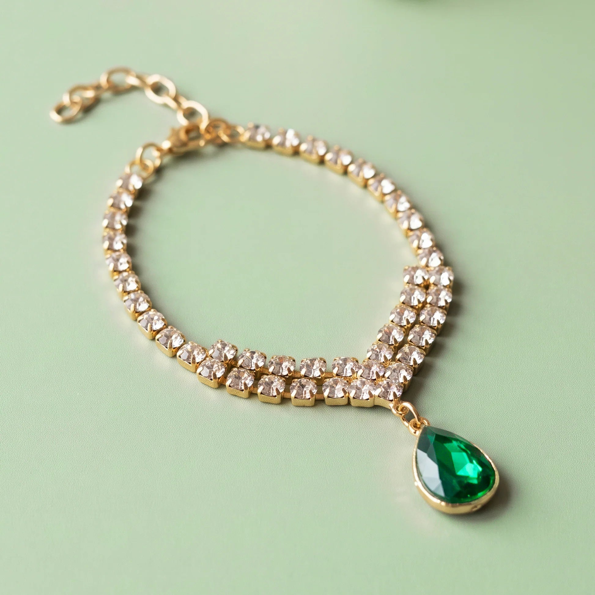 AYMI Bracelet Anti-Tarnish Green Charm Chain (Adjustable Size)