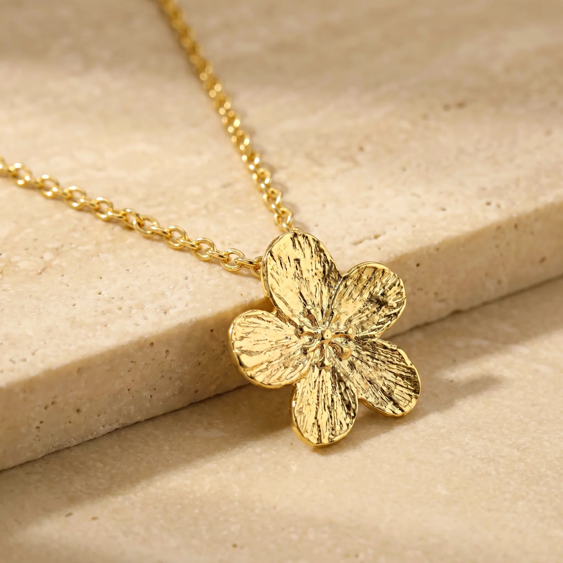 AYMI Necklace Anti-Tarnish Golden Flower Set