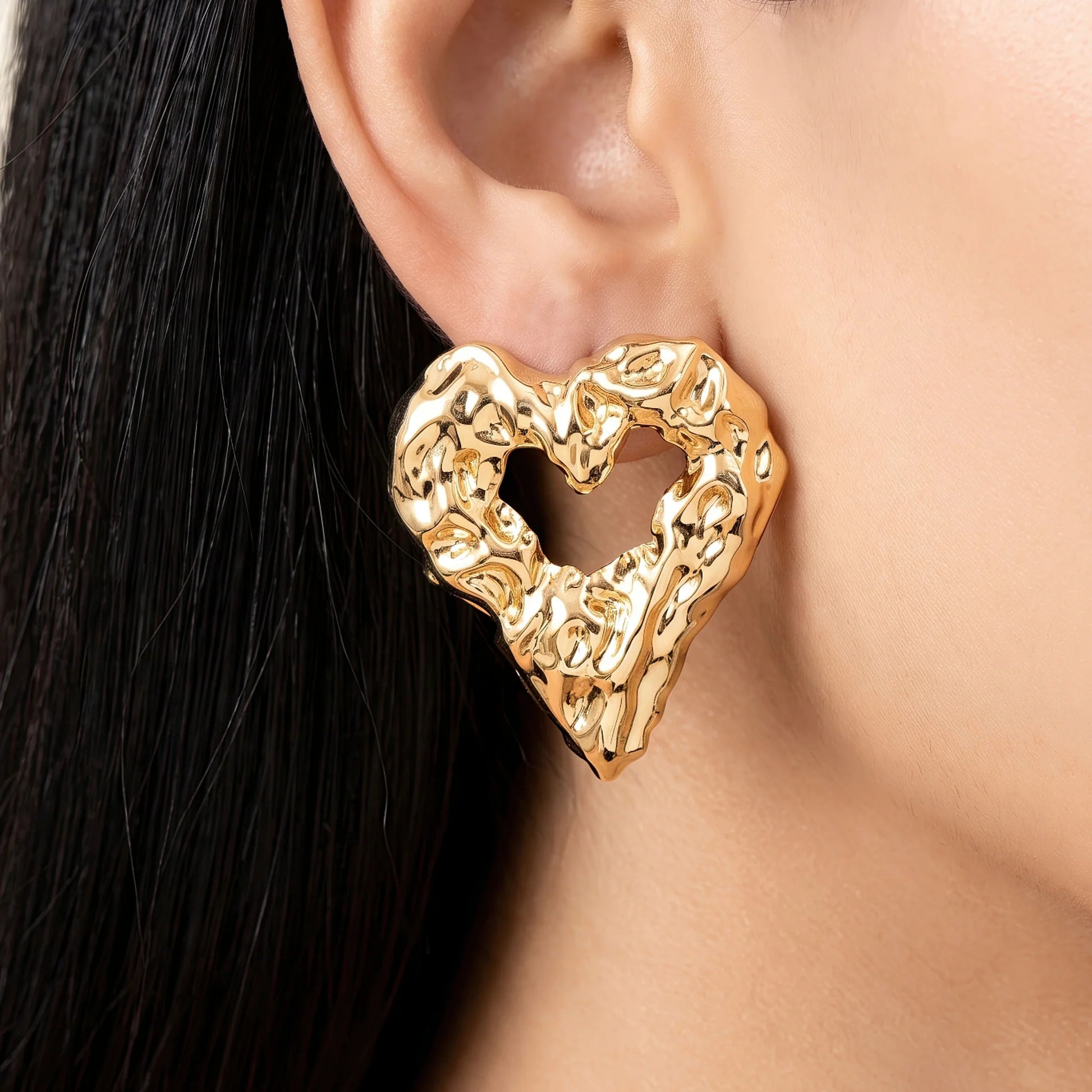 AYMI Earrings Anti-Tarnish Textured Heart Studs