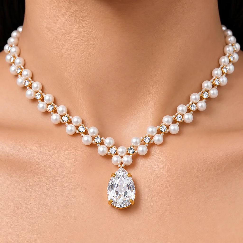 AYMI Necklace Anti-Tarnish Pearls & Crystal Set