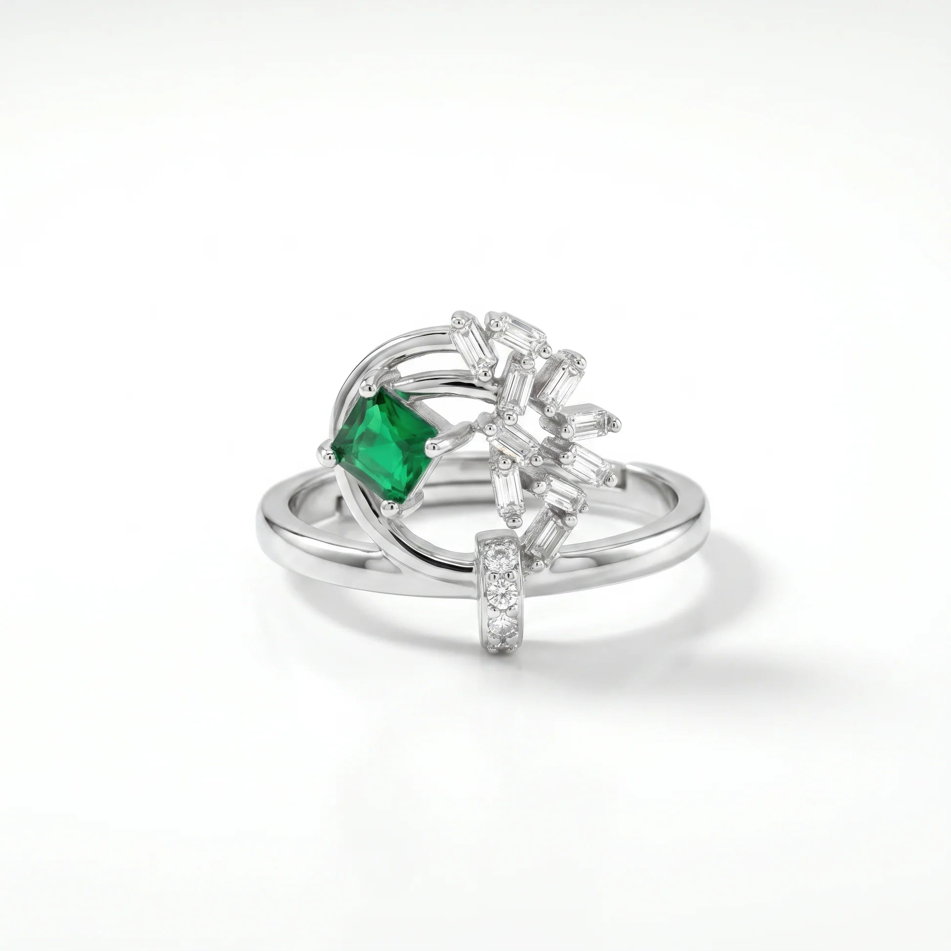 AYMI Ring Anti-Tarnish Leafy Emerald Bypass (Adjustable Size)