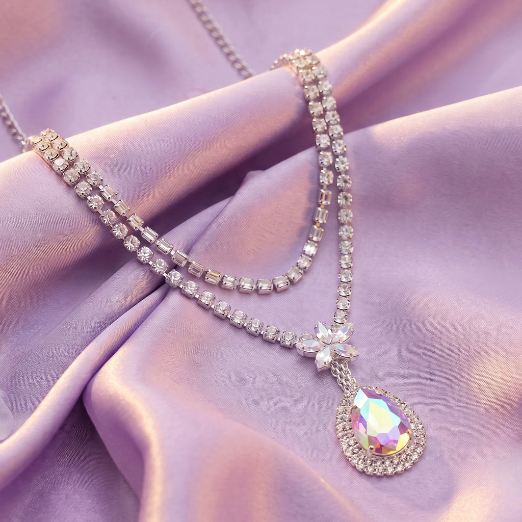AYMI Necklace Anti-Tarnish Floral Teardrop Chain