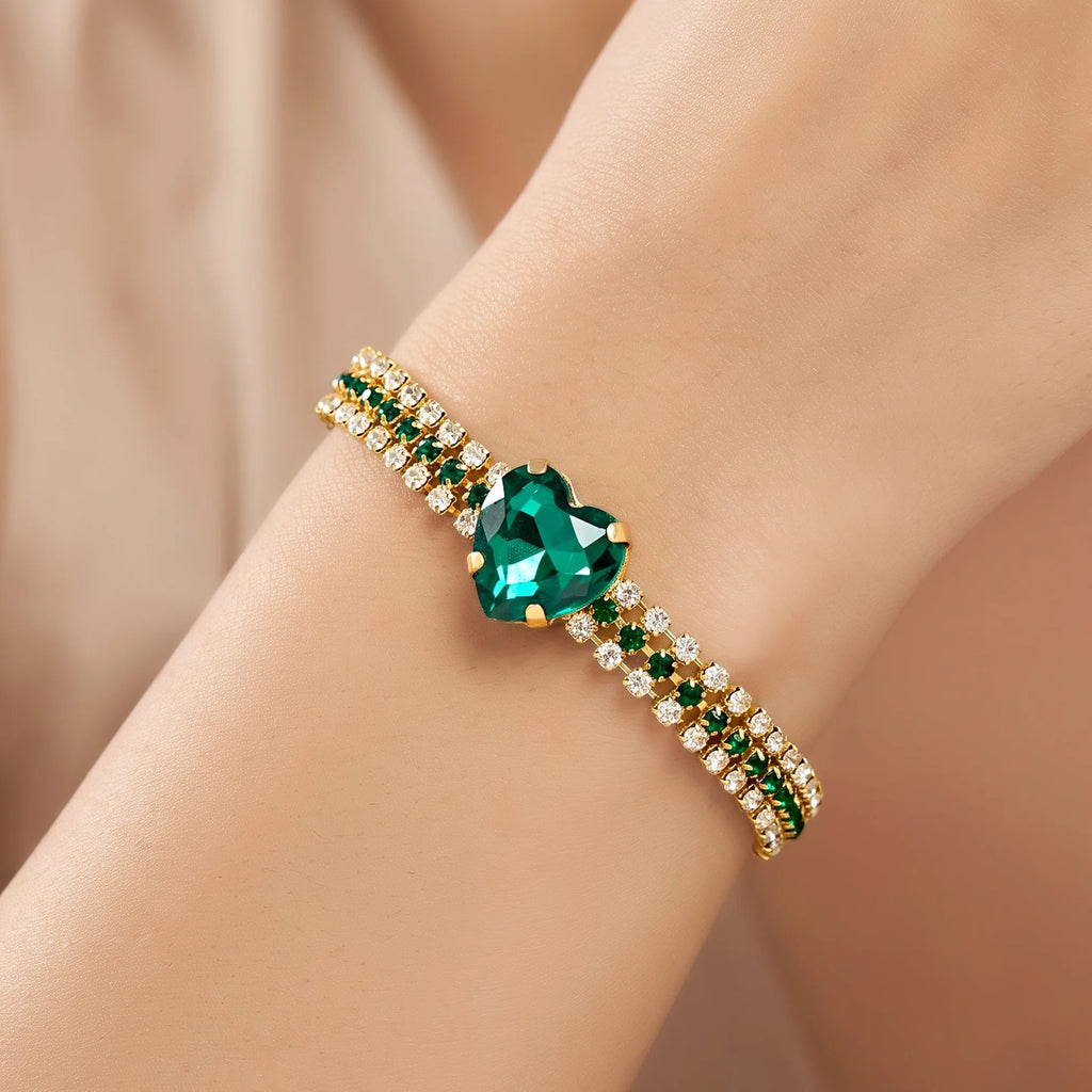 AYMI Bracelet Anti-Tarnish
Emerald Crystal Heart (Adjustable
Size)