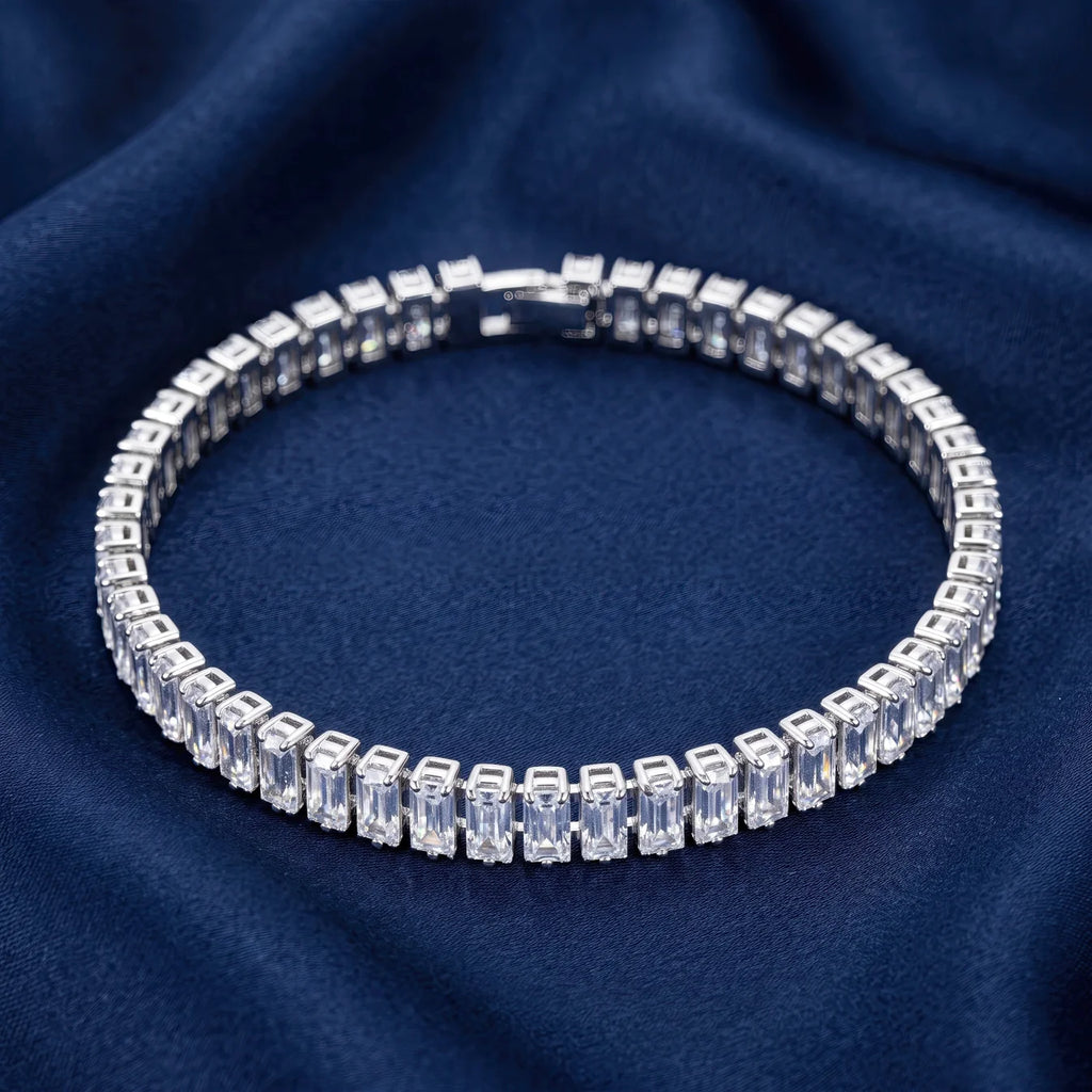 AYMI Bracelet Anti-Tarnish Emerald-Cut Crystal Tennis (Adjustable Size)