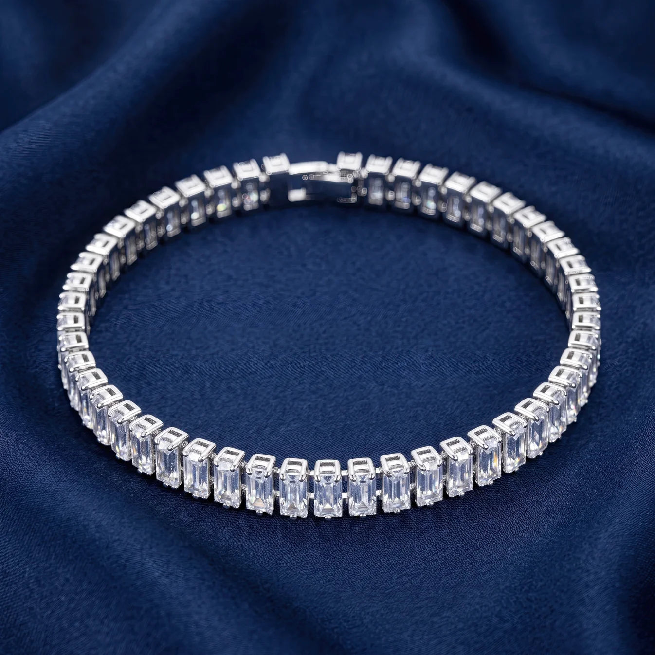AYMI Bracelet Anti-Tarnish Emerald-Cut Crystal Tennis (Adjustable Size)