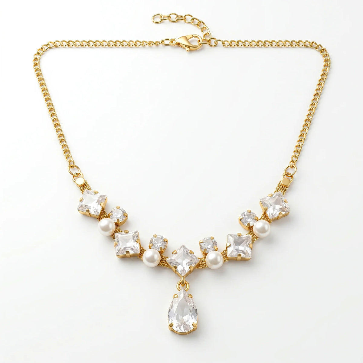 AYMI Necklace Anti-Tarnish
Crystal Pearl Statement