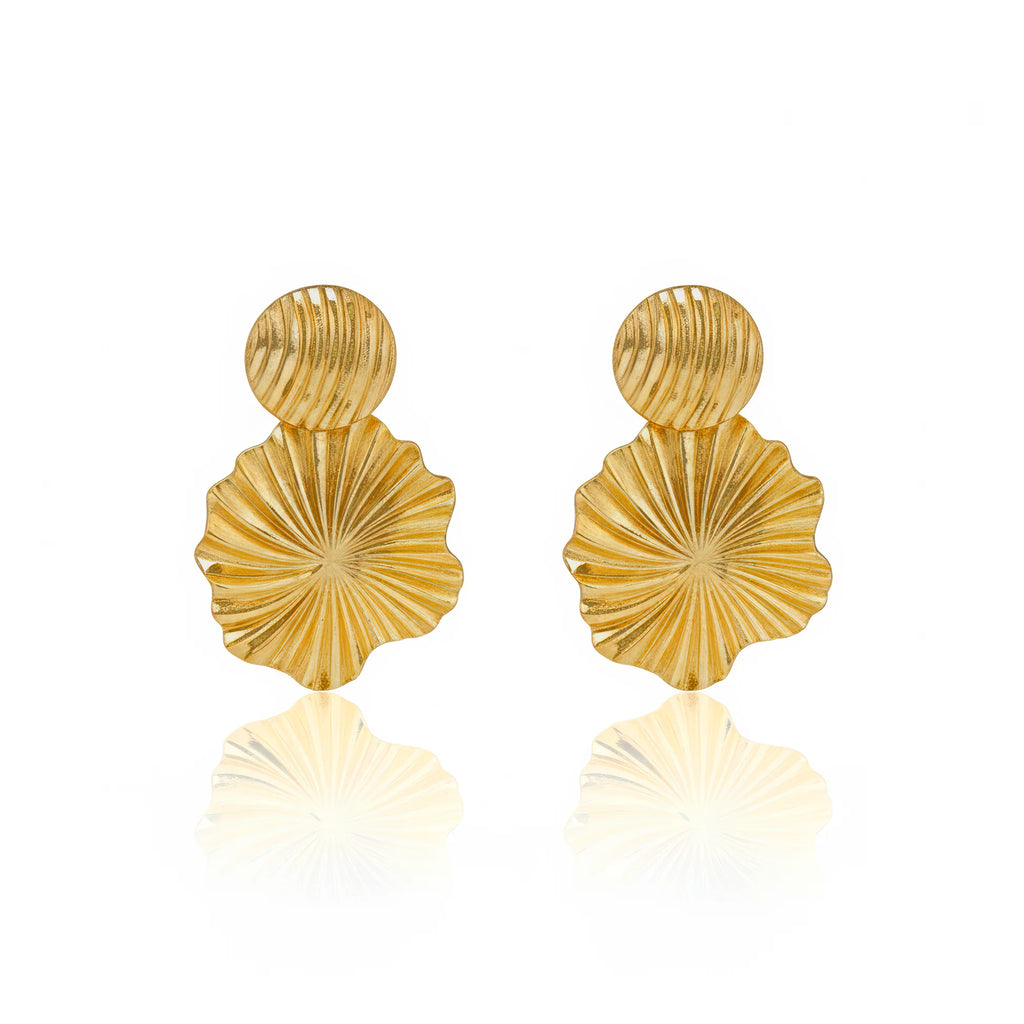AYMI Earrings Anti-Tarnish Conch Shell Dangles With Round Tops