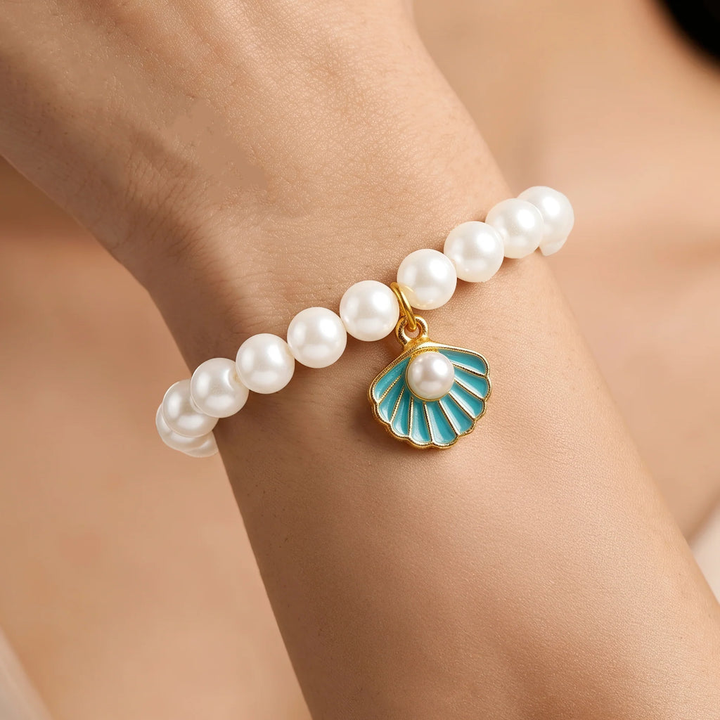 AYMI Bracelet Anti-Tarnish Seashell Pearl (Adjustable Size)