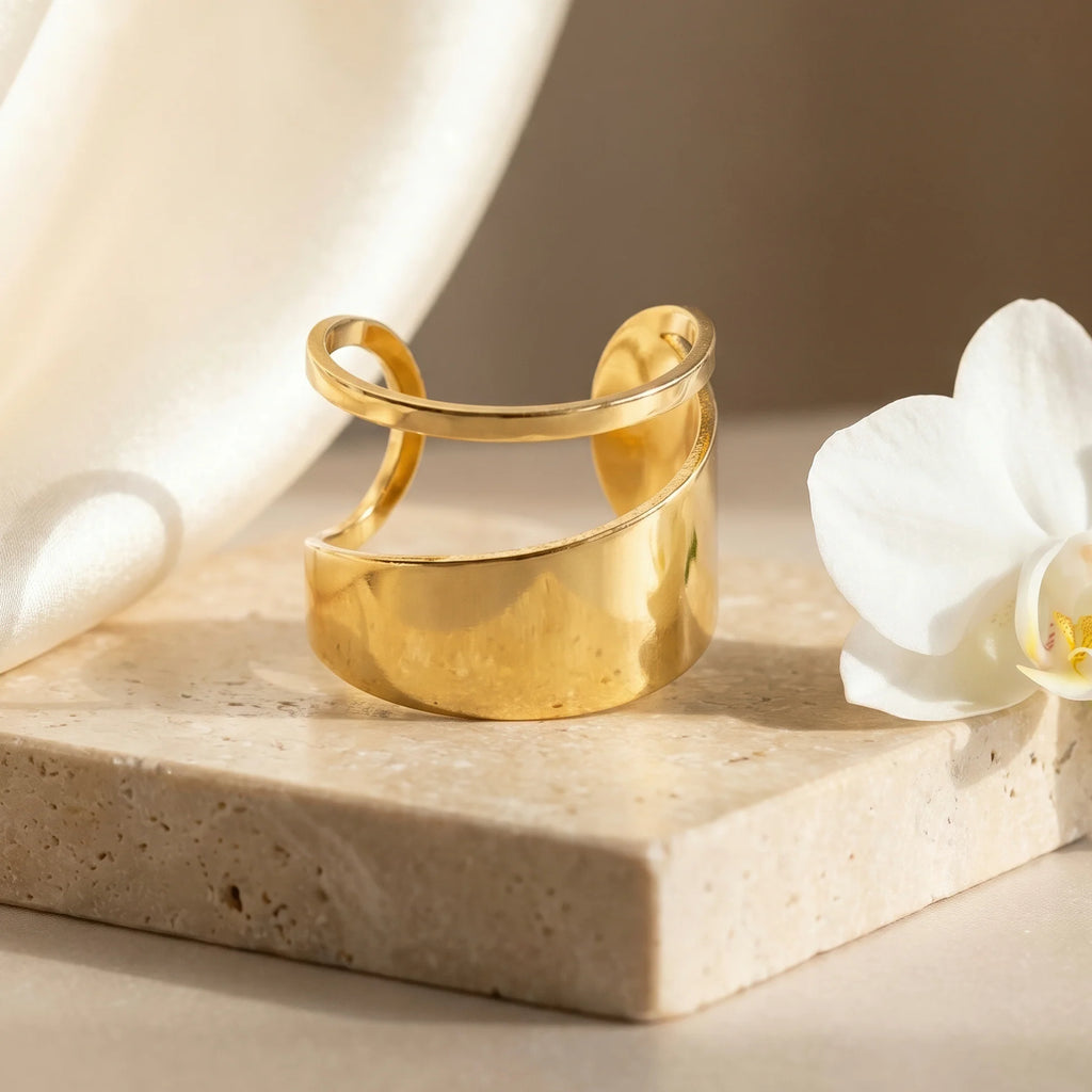 AYMI Ring Anti-Tarnish Sculptural Design (Adjustable Size)