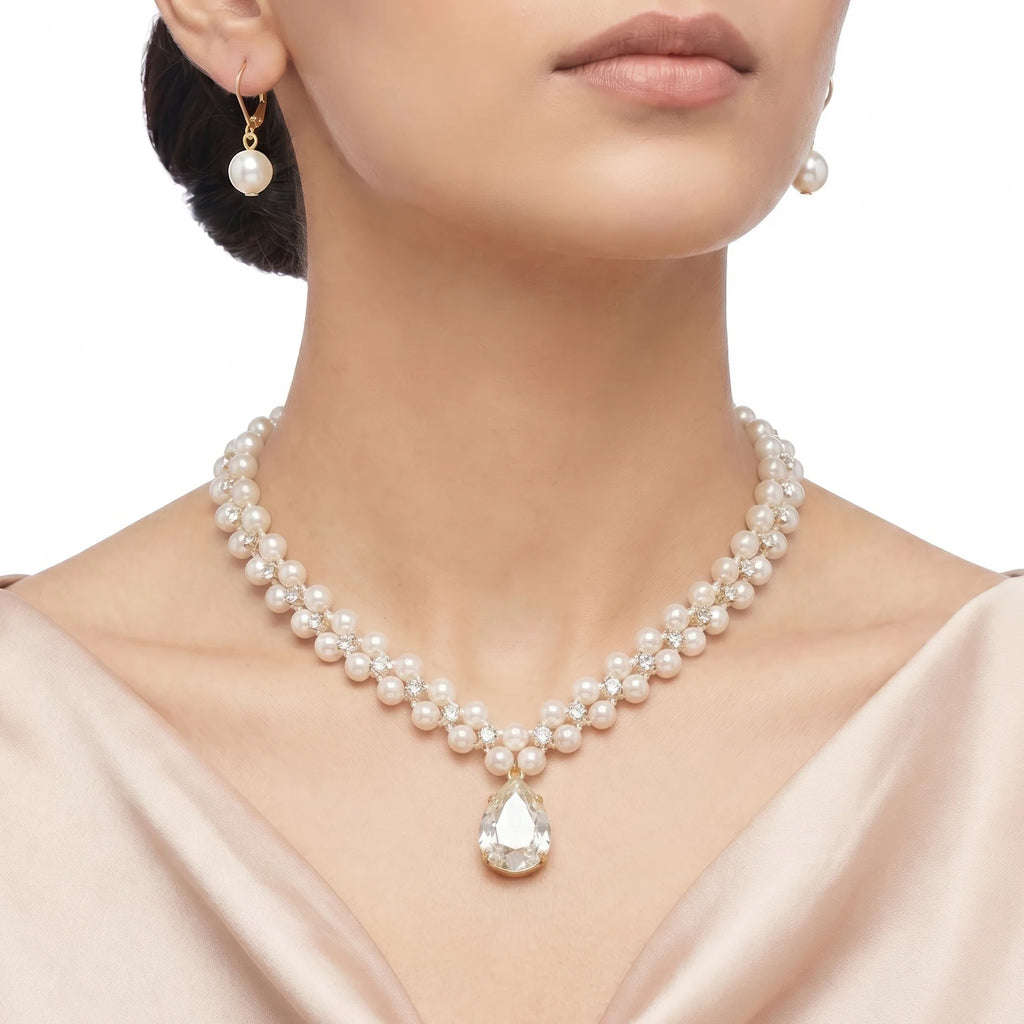 AYMI Necklace Anti-Tarnish Pearls & Crystal Set With Earrings