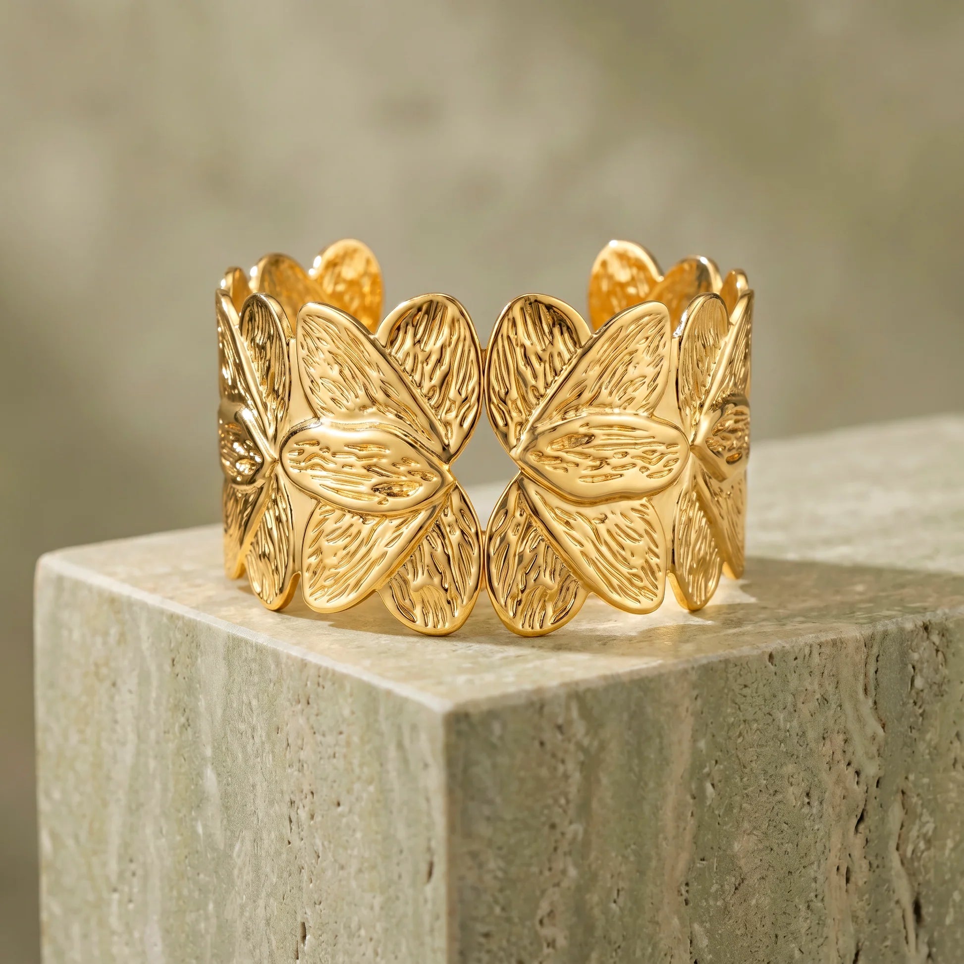 AYMI Bracelet Anti-Tarnish Ornate Filigree Cuff (Adjustable Size)