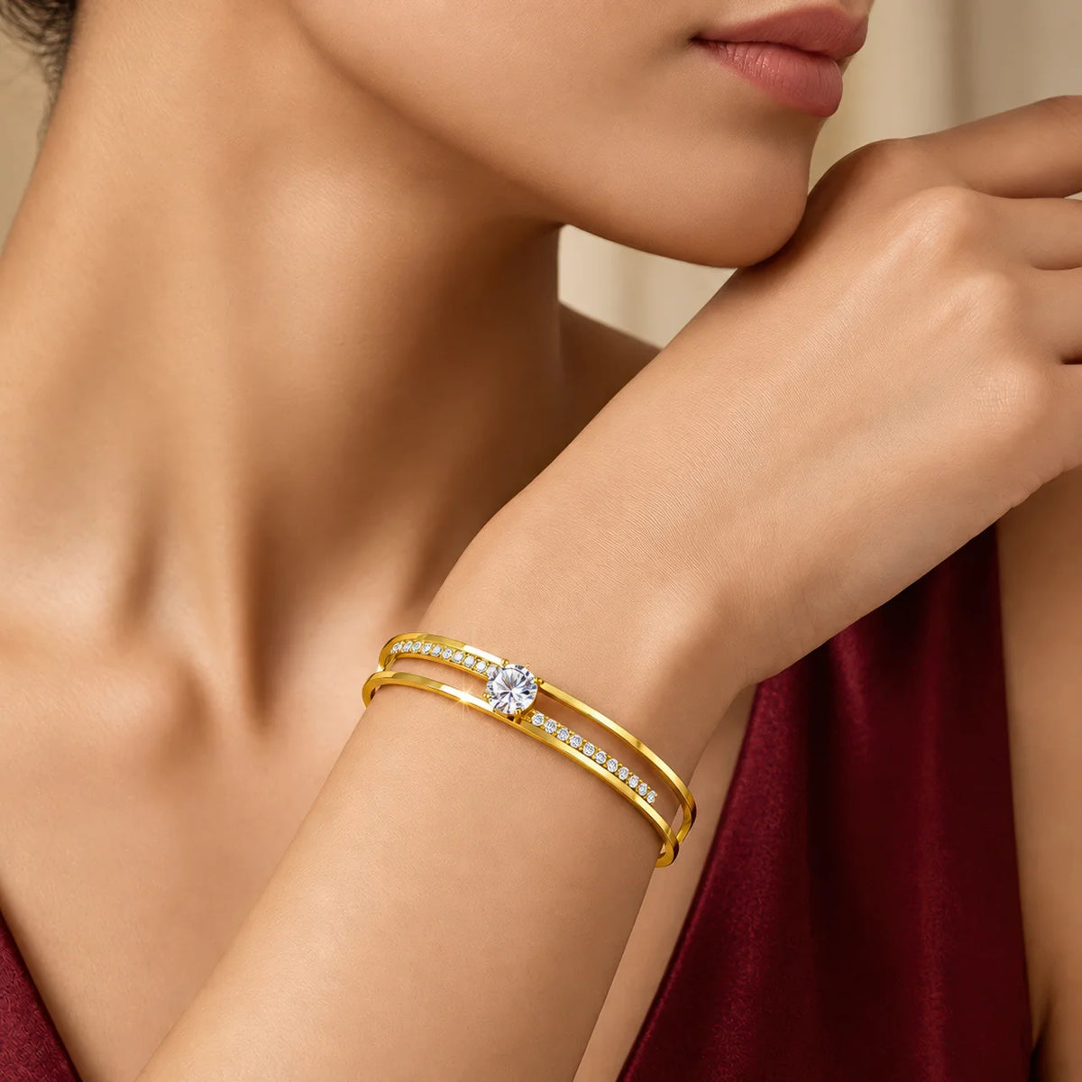 AYMI Bracelet Anti-Tarnish Gold
Plated Solitaire Bangle
(Adjustable Size)