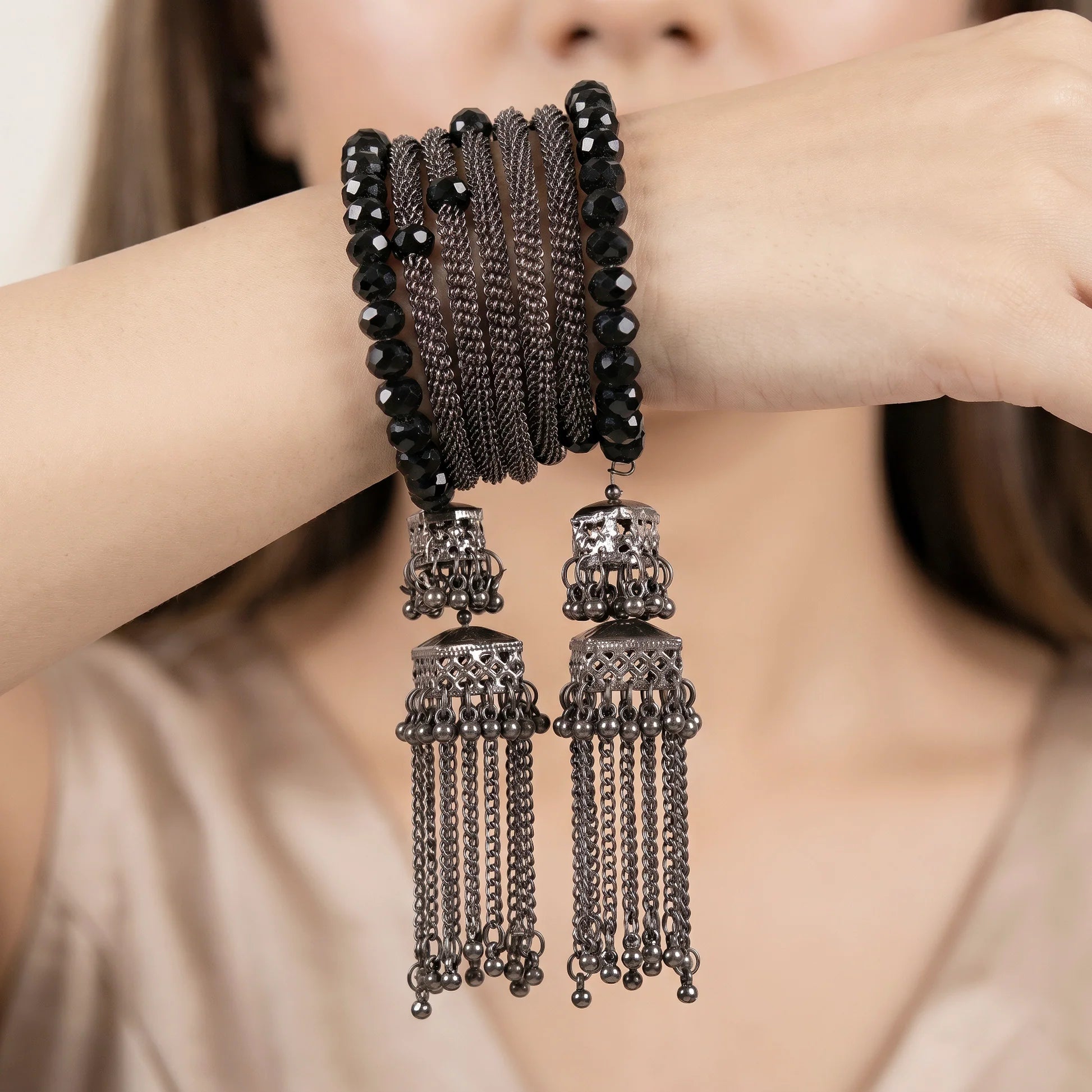 AYMI Bracelet Anti-Tarnish Spiral Black Crystals Tassels (Adjustable Size)