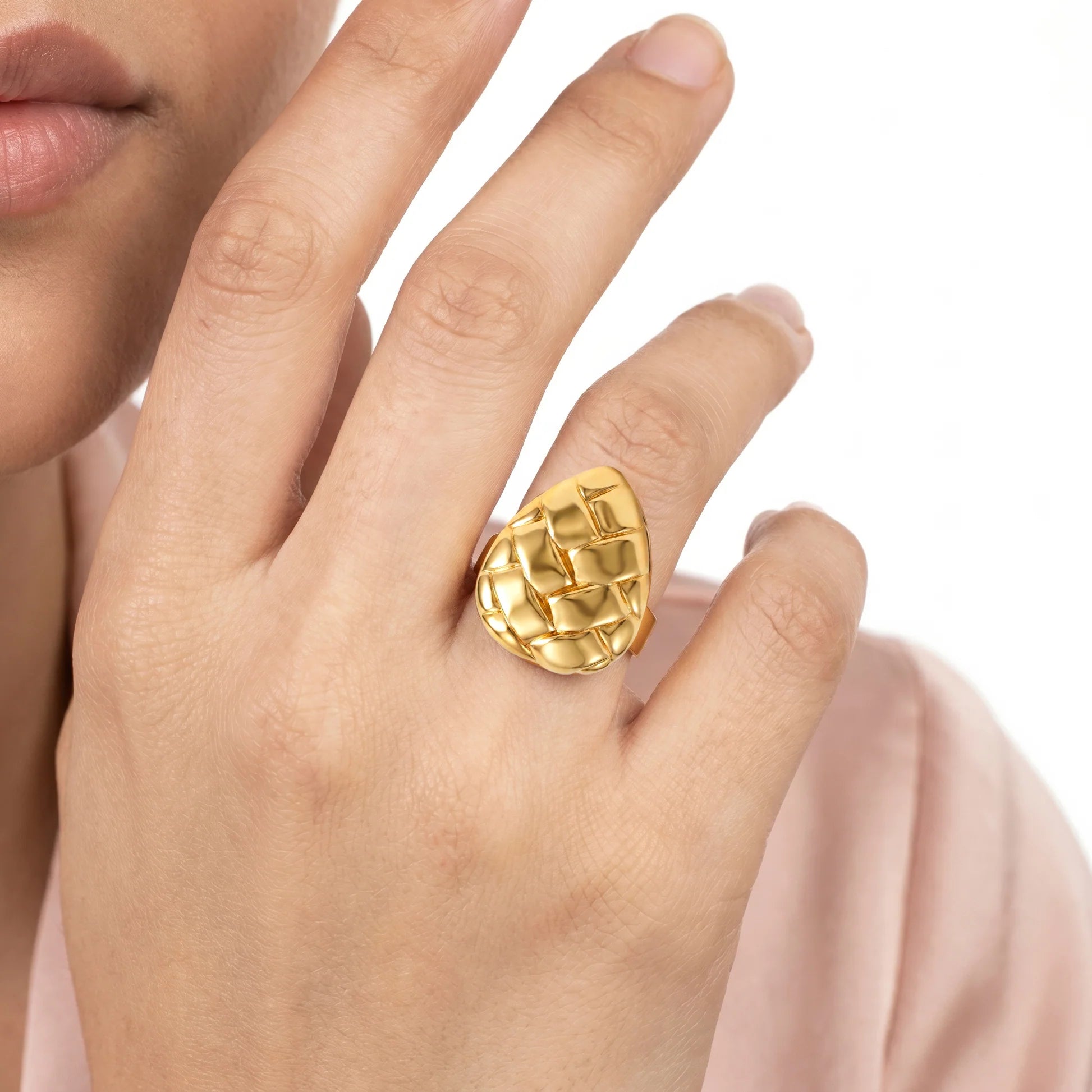 AYMI Ring Anti-Tarnish Basket Weave Teardrop (Adjustable Size)