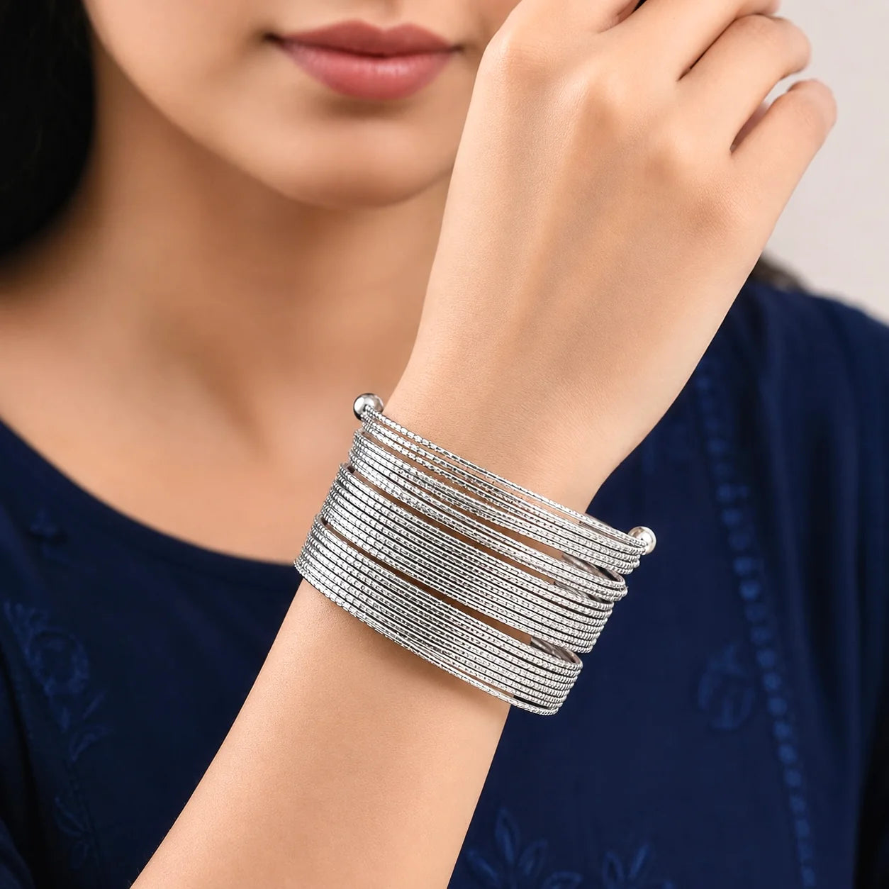 AYMI Bracelet Anti-Tarnish Silver Plated Openable Bangle (Adjustable Size)